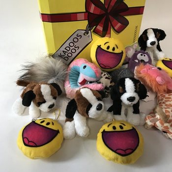 50 броя Плюшени Фигурки в Подаръчна Кутия "Lucky Dip"