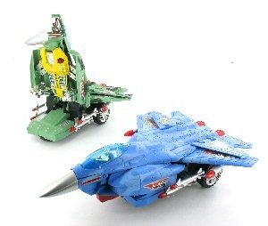BUMP & GO F16 РОБОТ - Трансформиращ се изтребител
