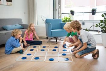 BS DOTS Дървена Стратегическа Игра - Игра за Навън (1 бр.)