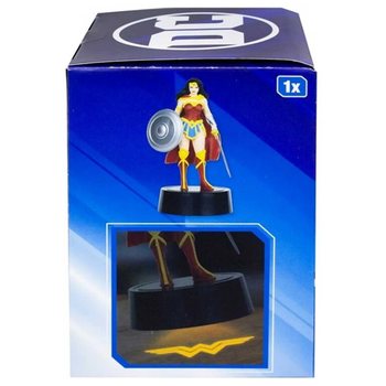 DC COMICS - WONDER WOMAN LED ФИГУРА - 11 СМ (36 бр.)