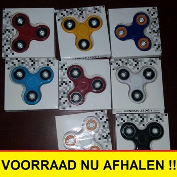 Fidget Spinners / Hand Spinners - Комплект 20 броя - На едро