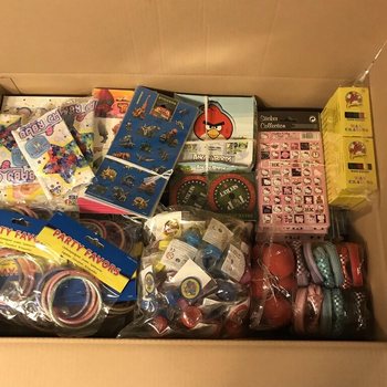 МЕГА МИКС МАЛКИ ПОДАРЪЦИ 500 БР. + БЕЗПЛАТЕН ПОДАРЪК