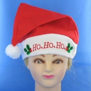 СВЕТЕЩА КОЛЕДНА ШАПКА "HO HO HO" (12 бр.)