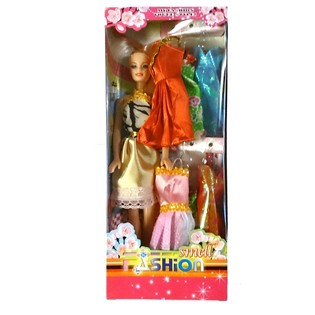 Кукла Играчка с 6 Допълнителни Рокли (6 бр.)