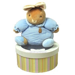ПЛЮШЕНА ИГРАЧКА BABY BOW В ПОДАРЪЧНА КУТИЯ - МОДЕЛ 2
